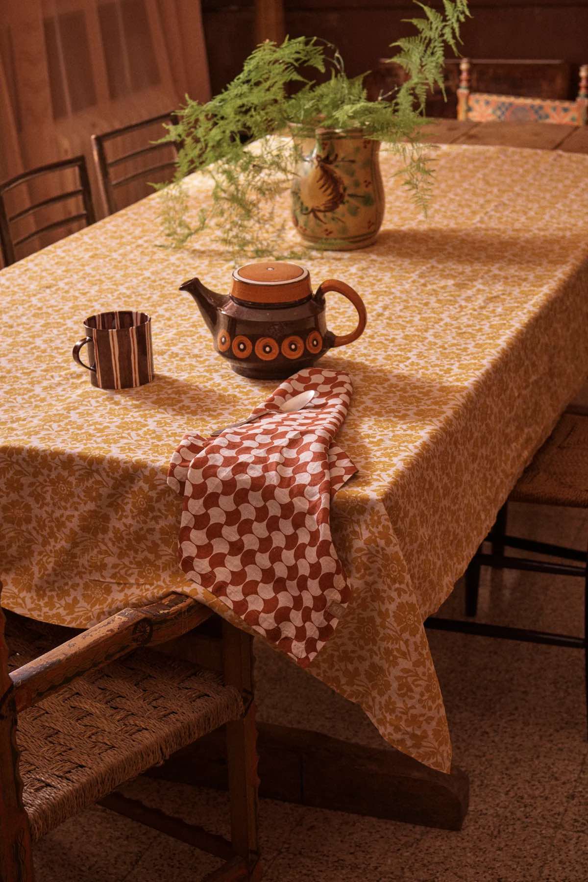 Lucia Table Linen