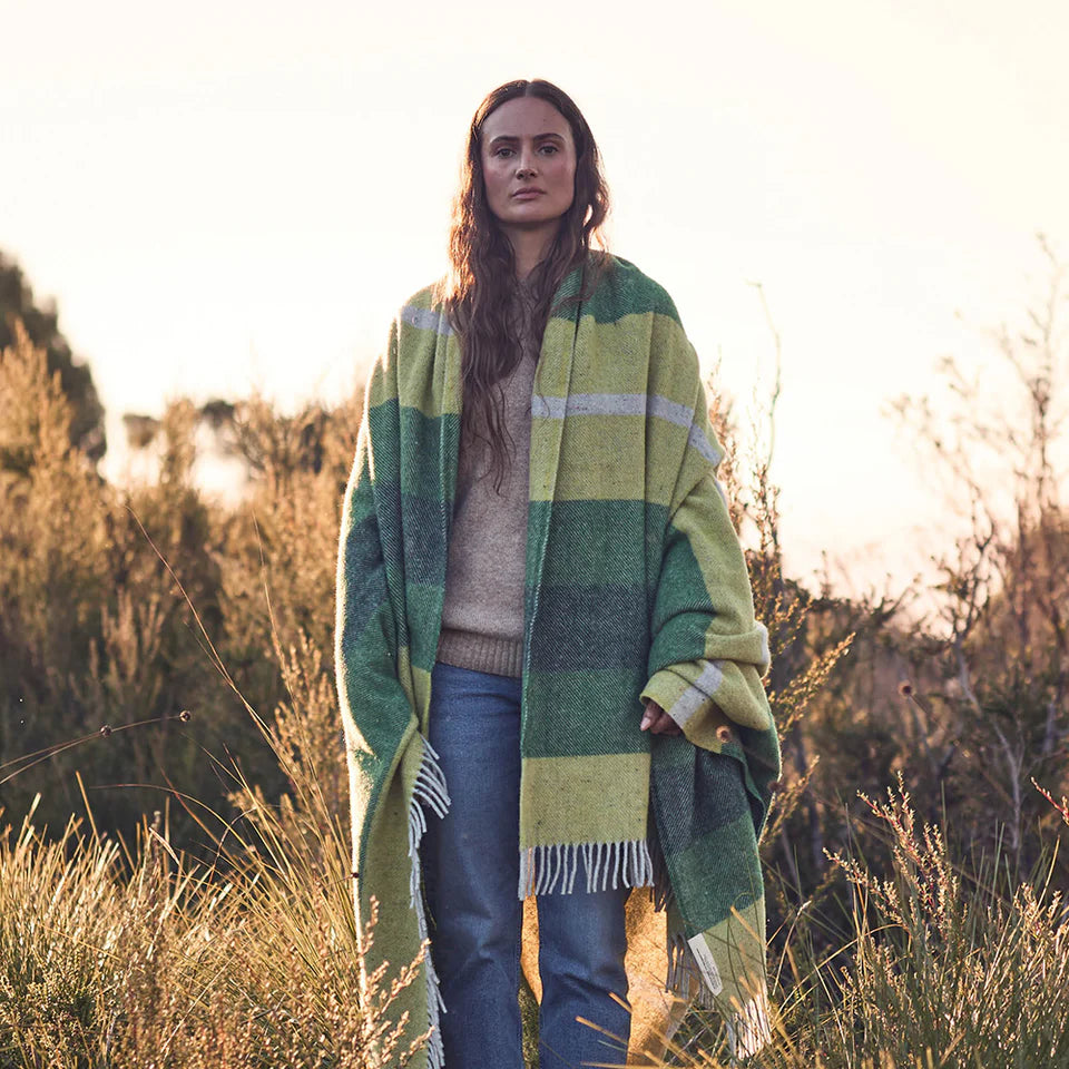 Waverley - Breezy Throw